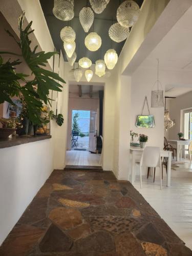 The Richmond Café and Rooms (The Richmond Cafe and Rooms) in Richmond (Northern Cape)