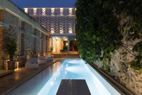 NOK Luxury Colonial Villa 6BR with Pool Staff & Breakfast at Getsemani