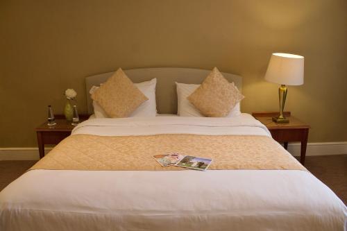 room detail thumbnail 1