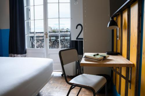 room detail thumbnail 0