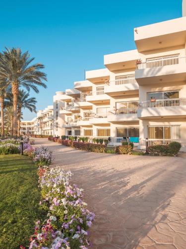 Hurghada Long Beach Resort - image 4
