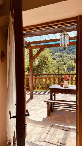 Grange pour 6 personnes avec studio indépendant (Grange pour 6 personnes avec studio independant) in Beuil