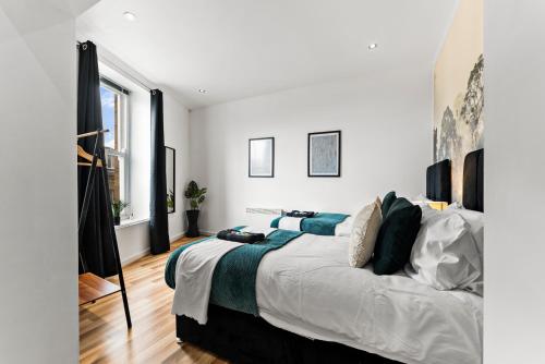Simple 2 Bed in Central Dewsbury -Sleep 4 in Djūsburija