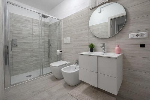 Zuhanyzó, Casa MAJA in Arbatax