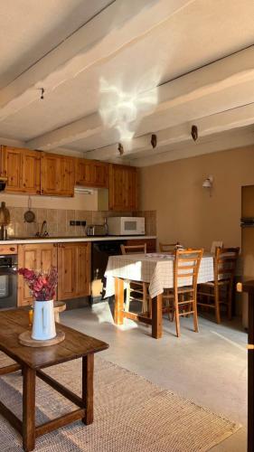 Belle grange éco responsable et cosy (Belle grange eco responsable et cosy) in Beuil
