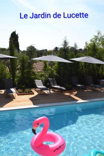 Lovely ac apartment for 2 pool and garden