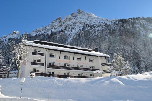 Alpenhaus Montafon by Pferd auf Wolke in Gargellen, Österreich