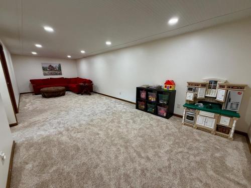 Wandering Whitetail Estate - Indiana Dunes - Valpo U - Pet Friendly in 華爾帕萊索
