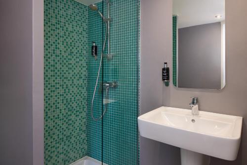 Hotel OHM by Happyculture - image 6