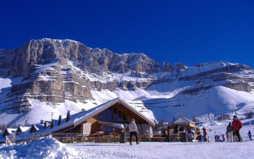 Lovely Apartemtent 5 minutes from the slopes