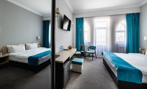 room detail thumbnail 0