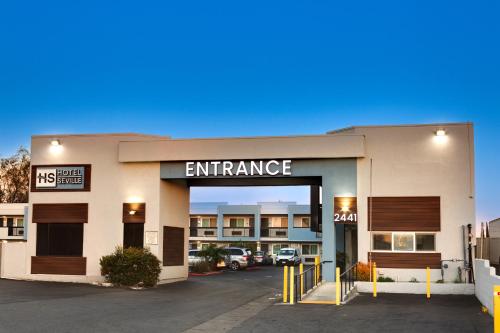 Hotel Seville - Ontario Airport/Chino - image 37