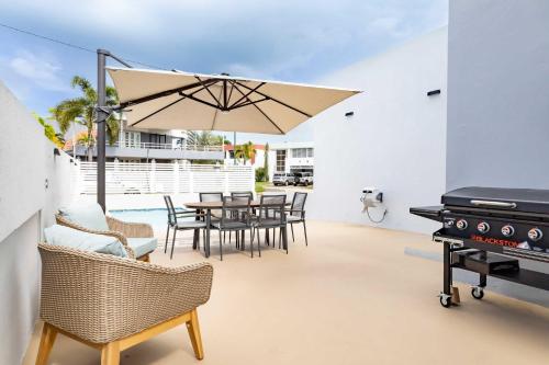 AQUA Casa A 8 Rm 5 Charming Bedroom in Dorado del Mar in Dorado