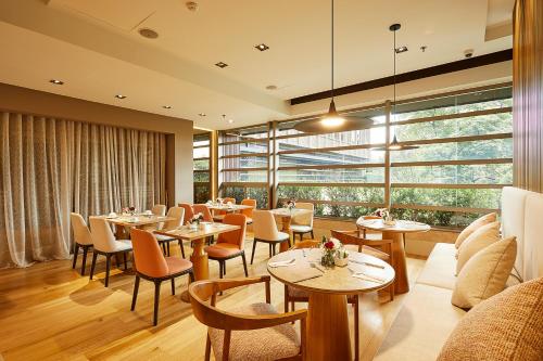 Restaurant, EK Hotel By Preferred Hotels Group in Bogotá