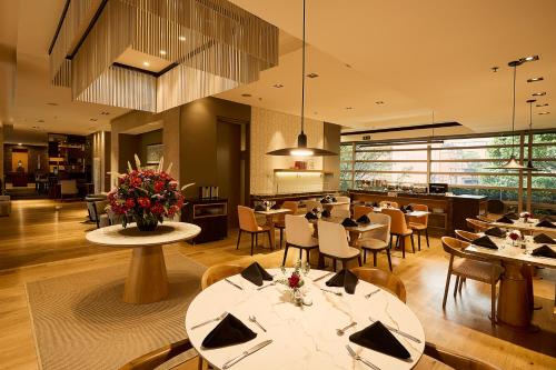 Restaurant, EK Hotel By Preferred Hotels Group in Bogotá
