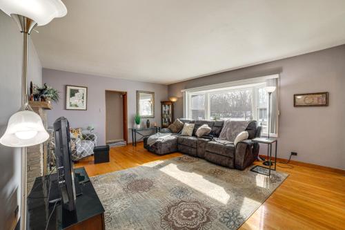 Spacious and Peaceful Suburban Home in Lansing! in 蘭辛