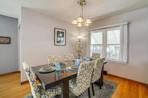 Spacious and Peaceful Suburban Home in Lansing! in 蘭辛