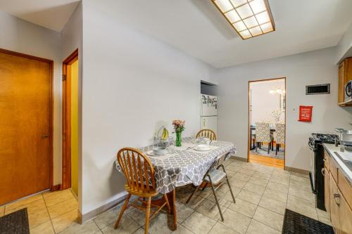 Spacious and Peaceful Suburban Home in Lansing! in 蘭辛