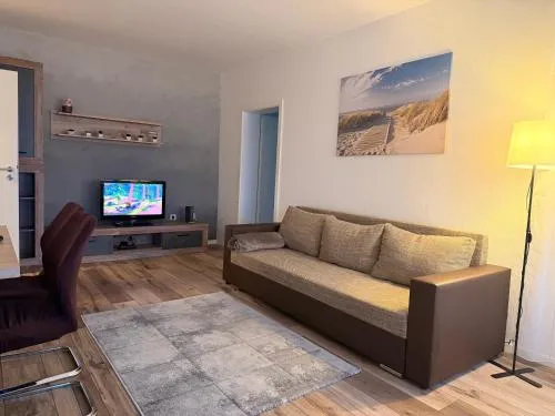 Modern 2-Room Apartment with Free Parking and Balcony in Waldmohr, Deutschland