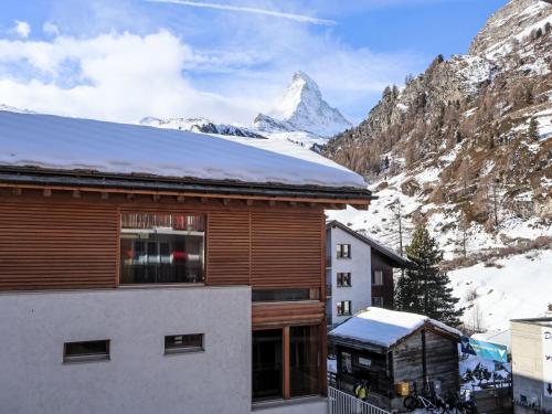 Apartment Juliana-4 by Interhome in Zermatt, Schweiz
