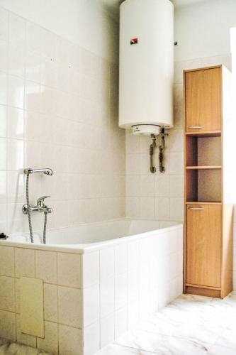 Vannas istaba, Holiday Home Green Valley Park Stárkov 9 by Interhome (Holiday Home Green Valley Park Starkov 9 by Interhome) in Stárkov