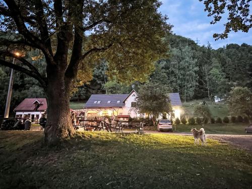 Apkārtne, Holiday Home Green Valley Park Stárkov 9 by Interhome (Holiday Home Green Valley Park Starkov 9 by Interhome) in Stárkov