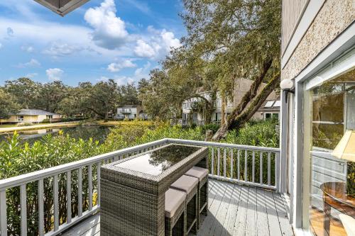 Discreet Retreat - main image