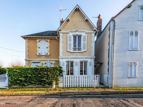 Holiday Home Girofla by Interhome - Location saisonnière - Cabourg