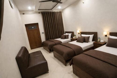 Al Huda Hotel