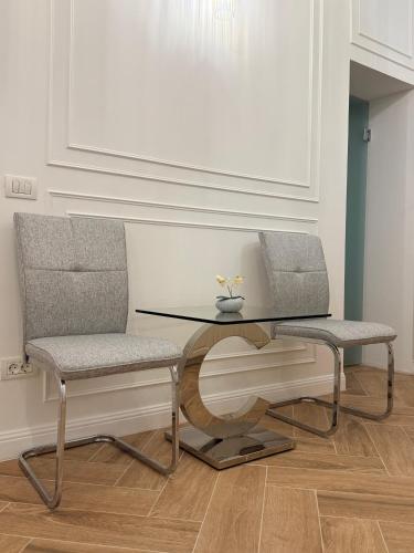 Crown Ultracentral - Stylish Central Apartment - image 2