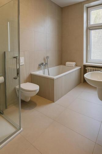 NEU im Zentrum stilvolle Premium-Suite mit Parkplatz in Gummersbach