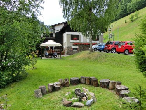 Viesnīcas āriene, Holiday Home mit solarbeheiztem Außenpool und Sauna by Interhome in Dolni Dvur