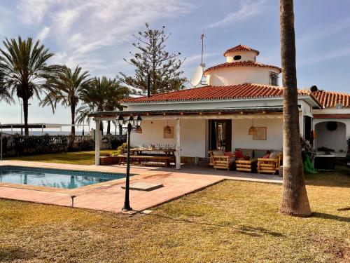 Holiday Home Strandvilla 'Tiempo Lento' by Interhome