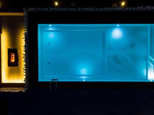 Apartment Lila Wohnung mit Schwimmbad und Meerblick by Interhome