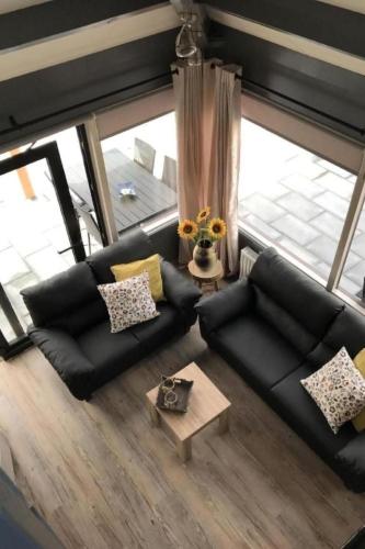 Holiday Home Schone Ferienhaus in einem familienfreundlichen Ferienpark mit gemeinschaftlich by Inte in Tholen