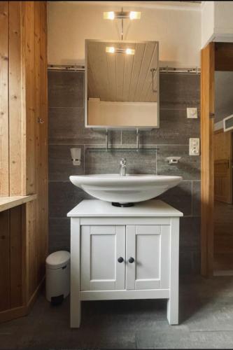Vannas istaba, Holiday Home Muklas by Interhome in Riom-Parsonz
