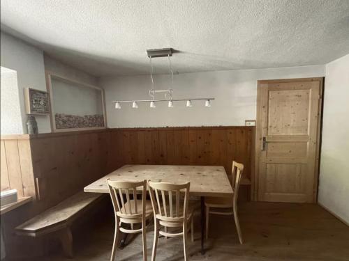 virtuve, Holiday Home Muklas by Interhome in Riom-Parsonz