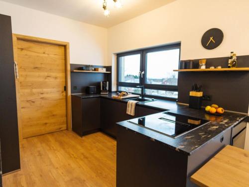 Konyha, Holiday Home Frankenwald Lodge by Interhome in Schwarzenbach am Wald