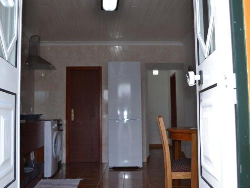 ห้องครัว, Holiday Home Haus Sainte Catherine by Interhome in กาโบ ดา ปรายา