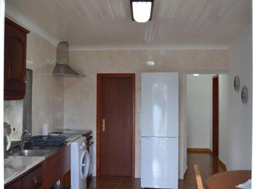 ห้องครัว, Holiday Home Haus Sainte Catherine by Interhome in กาโบ ดา ปรายา