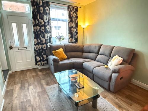 Clay Cross Small two bedrooms house in 克萊克勞斯