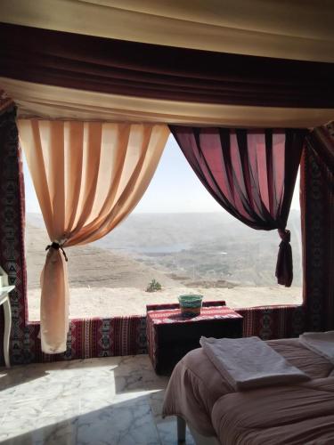 Mujib Castle Gate Camp in Dead Sea