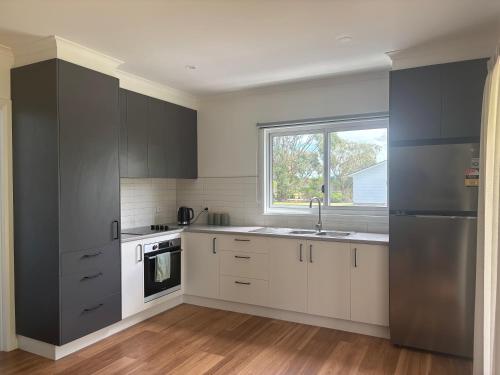 Prom Port Holiday Cottages-Wilsons Prom,Port Welshpool,Port Anthony, Barry Beach - Fishing in Tūra