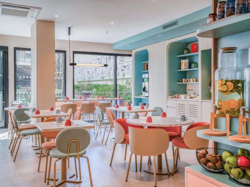 Фасада на хотела, ibis Styles Paris Porte dOrleans in Монруж