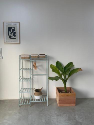 Studio Thakhek-private loft with terasse in South Thakhek