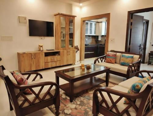 Soreva - 2BHK Luxury Apartments near Janki Setu & Triveni Ghat - Rishikesh Soreva - 2BHK Luxury Apartments near Janki Setu & Triveni Ghat - Rishikesh
