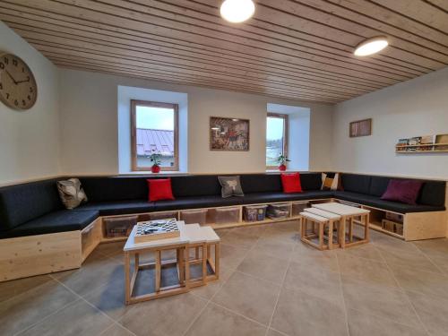 Gîte confortable 10/14 pers avec animaux admis - FR-1-496-383 (Gite confortable 10/14 pers avec animaux admis - FR-1-496-383) in Thelis-la-Combe