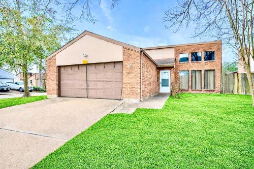 Charming Vacation Bungalow – khách sạn tại Tây Houston