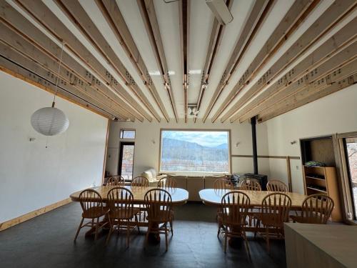 Cabin F Lake Saiko 1 min Mt Fuji Lakeview Villa Sleeps 10 BBQ Jacuzzi in Saiko Lake