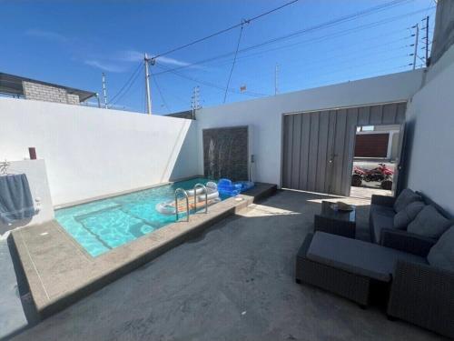 Casa Familiar en Salinas Diversión, Piscina y Confort para Todos